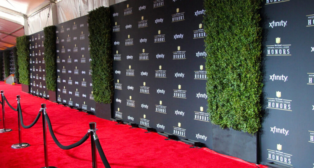 Breaking Down Big Banners: What’s the Difference Between Step & Repeat Banners and Backdrops